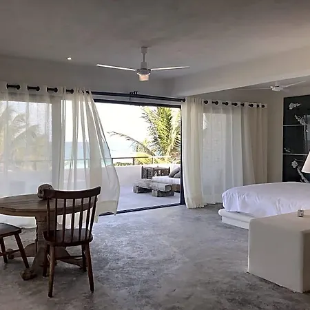 Chiringuito Hotel 4*