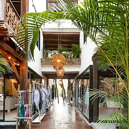 Mohave Jungle Tulum