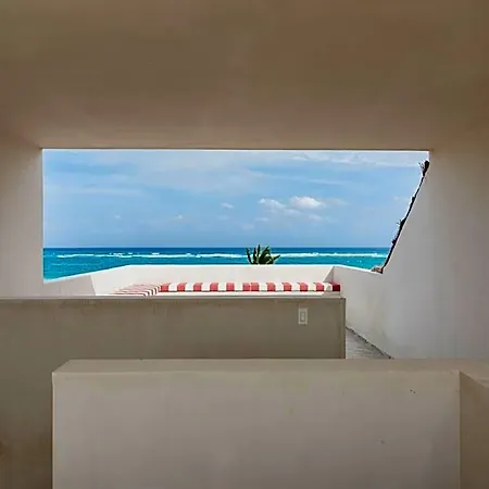 Panamera Hotel 4*