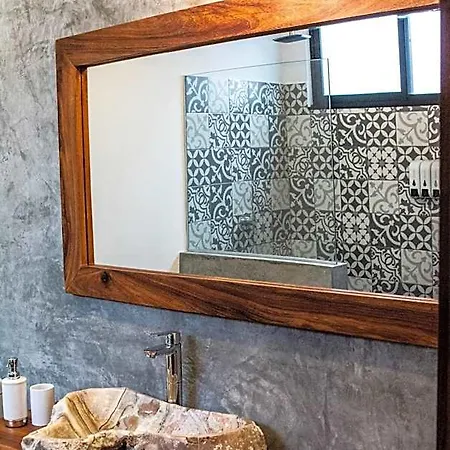 Little Gem La Veleta Hotel