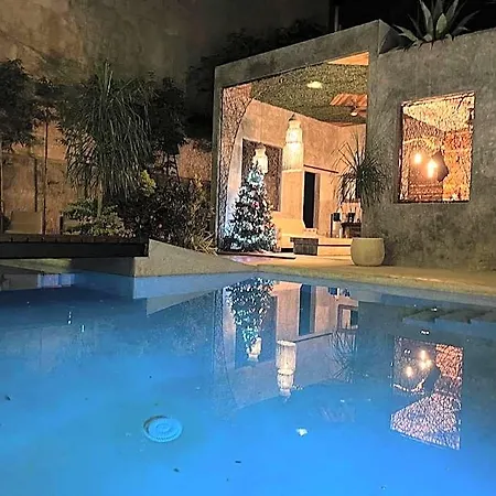 Hotel Little Gem La Veleta 4*
