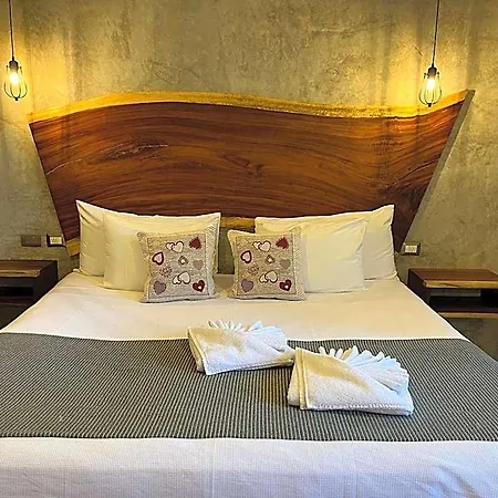 Hotel Little Gem La Veleta 4*