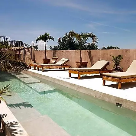 Koos Hotel 3*