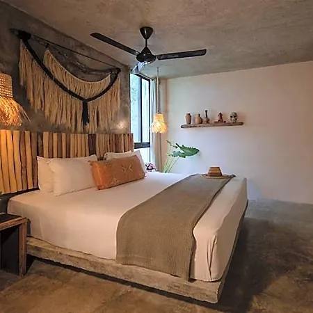 Casa Coyote Hotel