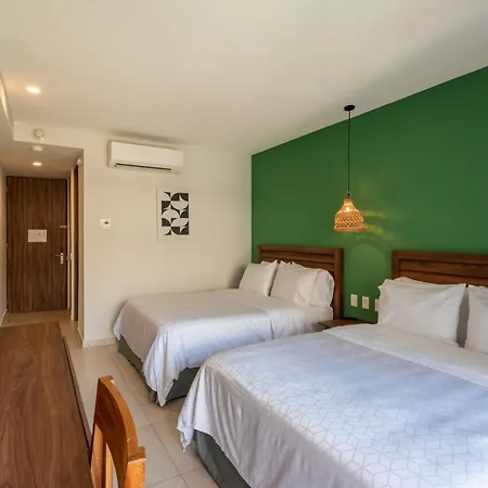 Hotel By Ihg