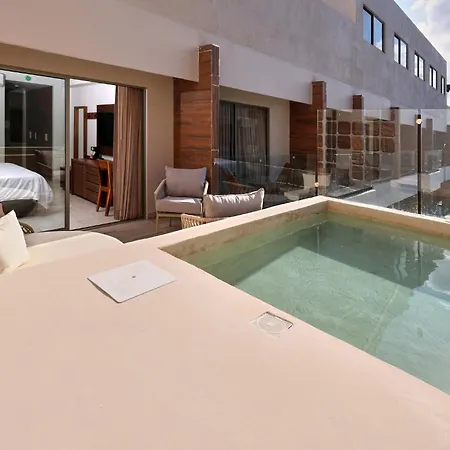 Hotel By Ihg Tulum