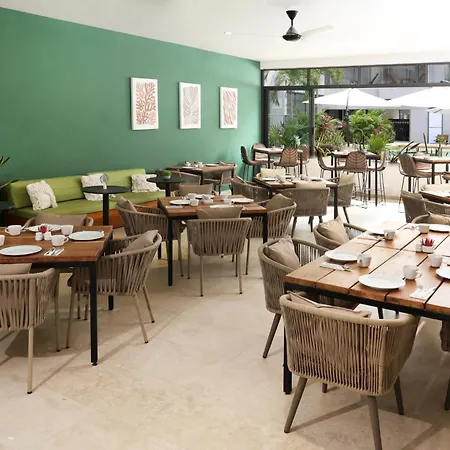 Hotel By Ihg 4*