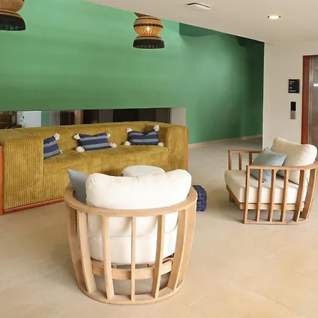 By Ihg Tulum