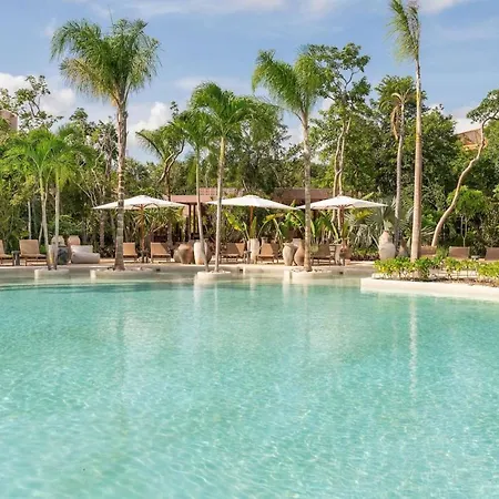 Amazing 1br Jungle With Restaurant, Pool And Gym *