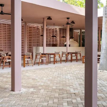 Amazing 1br Jungle With Restaurant, Pool And Gym Apartment *