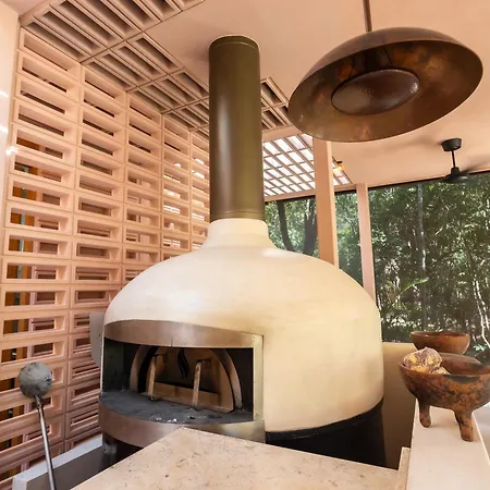 Lavish New Studio-resort Style Complex Apartment *