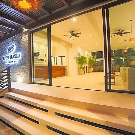 Hotel Blanco Adults Only