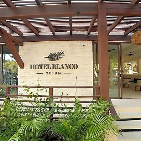 Blanco Adults Only Hotel