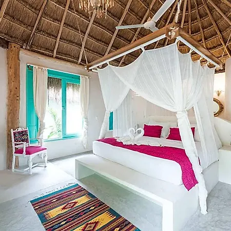 Cormoran & Cenote Hotel Tulum