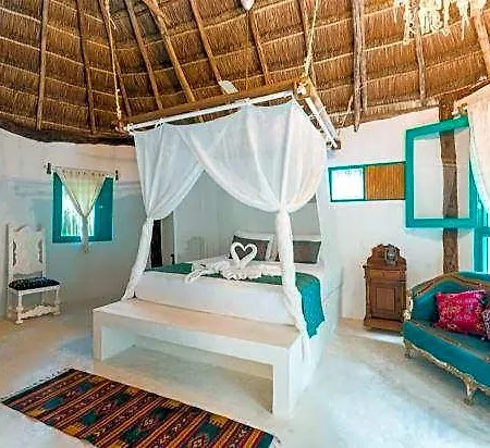 Hotel Cormoran & Cenote 3*