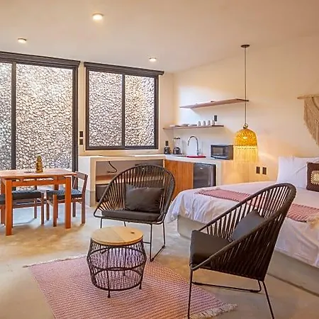 Hotel Nu & Club 3*
