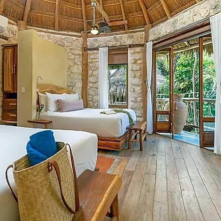 Alaya Beachfront 4*