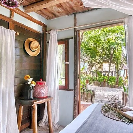 Ahau Beachfront (adults Only) Hotel