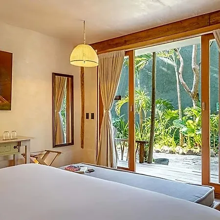 Casa Ganesh Beachfront