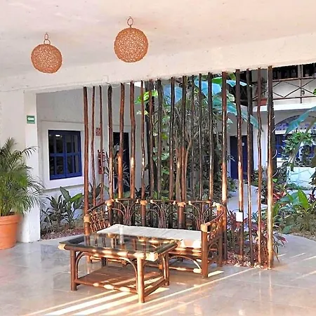 Hotel Luna Maya By Lhmg 2*
