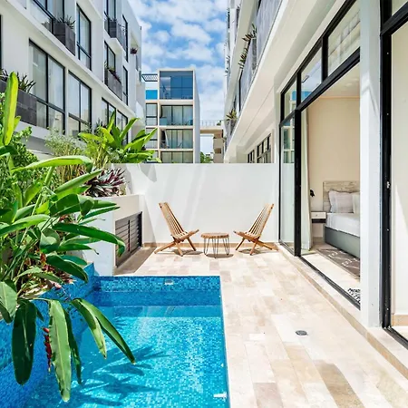 Apartment Stylish Sexy 1 Bd W/ Private Pool & Rooftop Pool