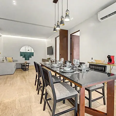Lux 1br With Rooftop Pool, Spa, Gym, Kids Playroom Holiday home