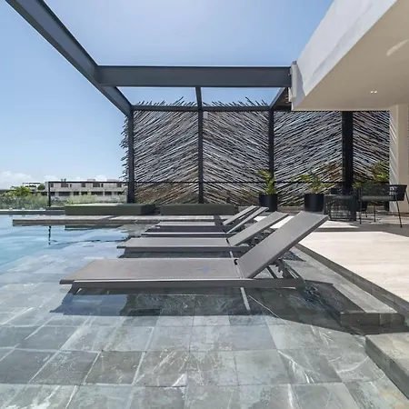 Lux 1br With Rooftop Pool, Spa, Gym, Kids Playroom