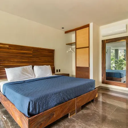 Humana By Waves