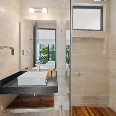 Palais By Waves Holiday home *