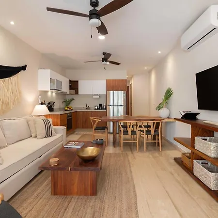 Pv Premium Residences By Waves *