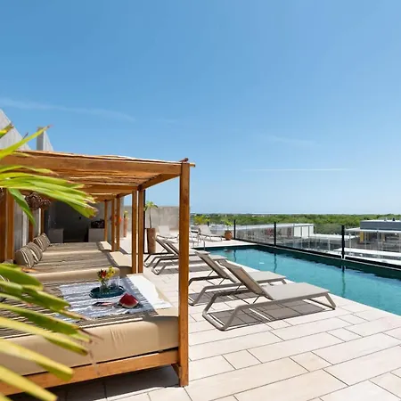 Pool, Bikes, Jungle View And Good Vibes Holiday home
