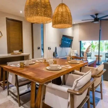 Bakal Luxury Aparthotel *