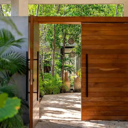 Villa Seremonia With Rooftop Pool & Club Access *