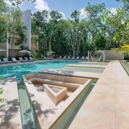 Holiday home Chic Jungle 1br Balcony Priv Pool Steam & Gym *