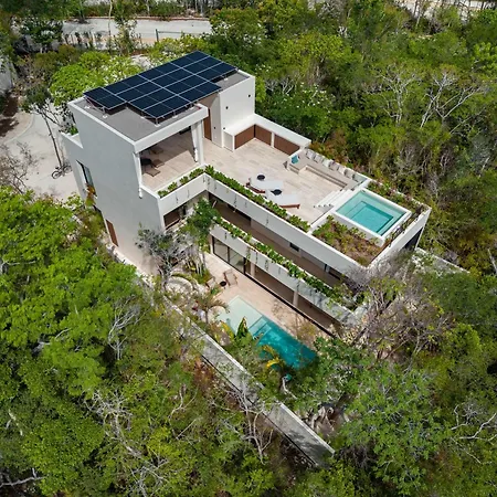 Lumila Rooftop Sunset & Jungle Views Villa