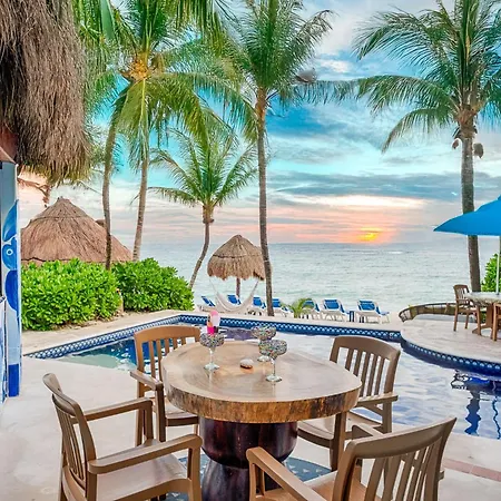 Oceanfront Pool 3 King Beds Villa Tulum