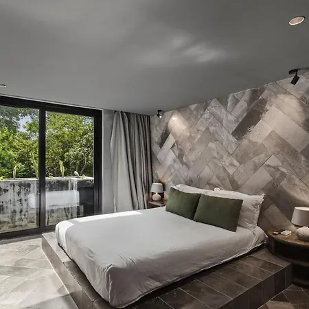 Casa 4 Bedroom With Rooftop Pool & Free Access * Tulum