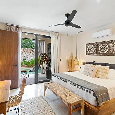 Luxury Oasis! 2 Poolsprivate & Swimupfree Extras Holiday home *