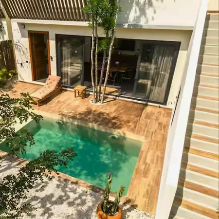 Villa Casa Luv 4br 4ba Downtown 2 Private Pools *