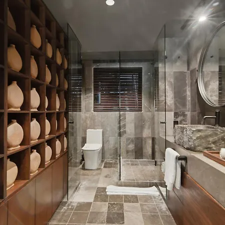 Villa Rose Noir Premium 4 Bedroom Villa, Private Rooftop Pool & Complimentary Spa, Aldea Zama