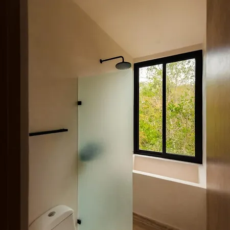 Lumila Rooftop Sunset & Jungle Views Villa *