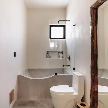 Aion Amazing 5 Bdr 3 Pools And Roof Villa *