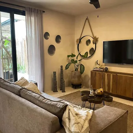 Holiday home Luxury Oasis! 2 Poolsprivate & Swimupfree Extras Tulum