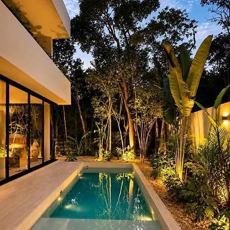 Villa Lumila Rooftop Sunset & Jungle Views *