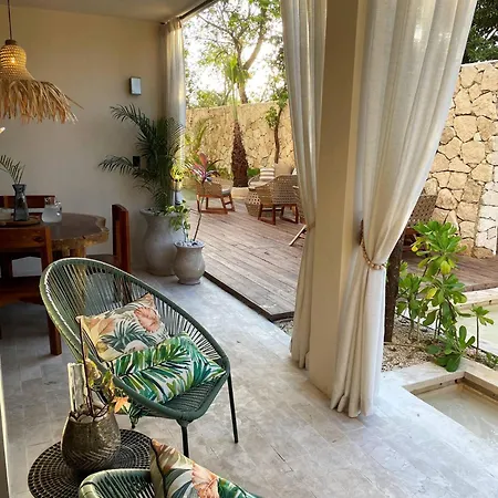 Luxury Oasis! 2 Poolsprivate & Swimupfree Extras *