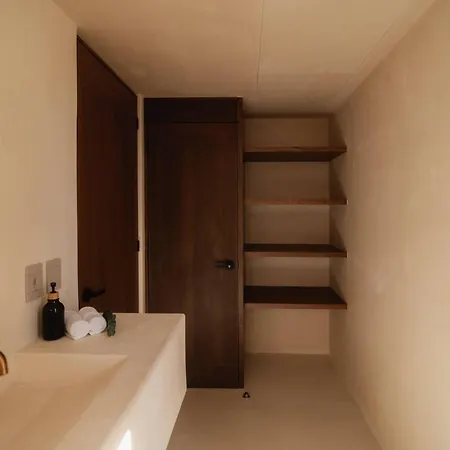 Luxury Rooftop Pool 4br Security Holiday home