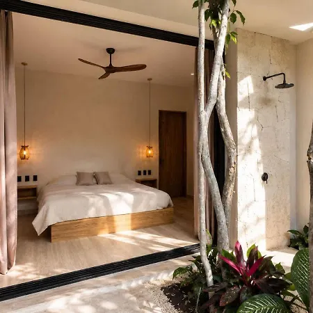 Lumila Rooftop Sunset & Jungle Views Villa