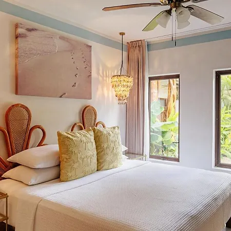 Caribena, Breakfast And Concierge Included