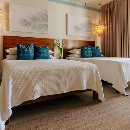 Villa Caribena, Breakfast And Concierge Included *