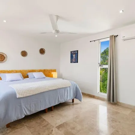 Villa Paradise - Private Pool & Rooftop Deck *
